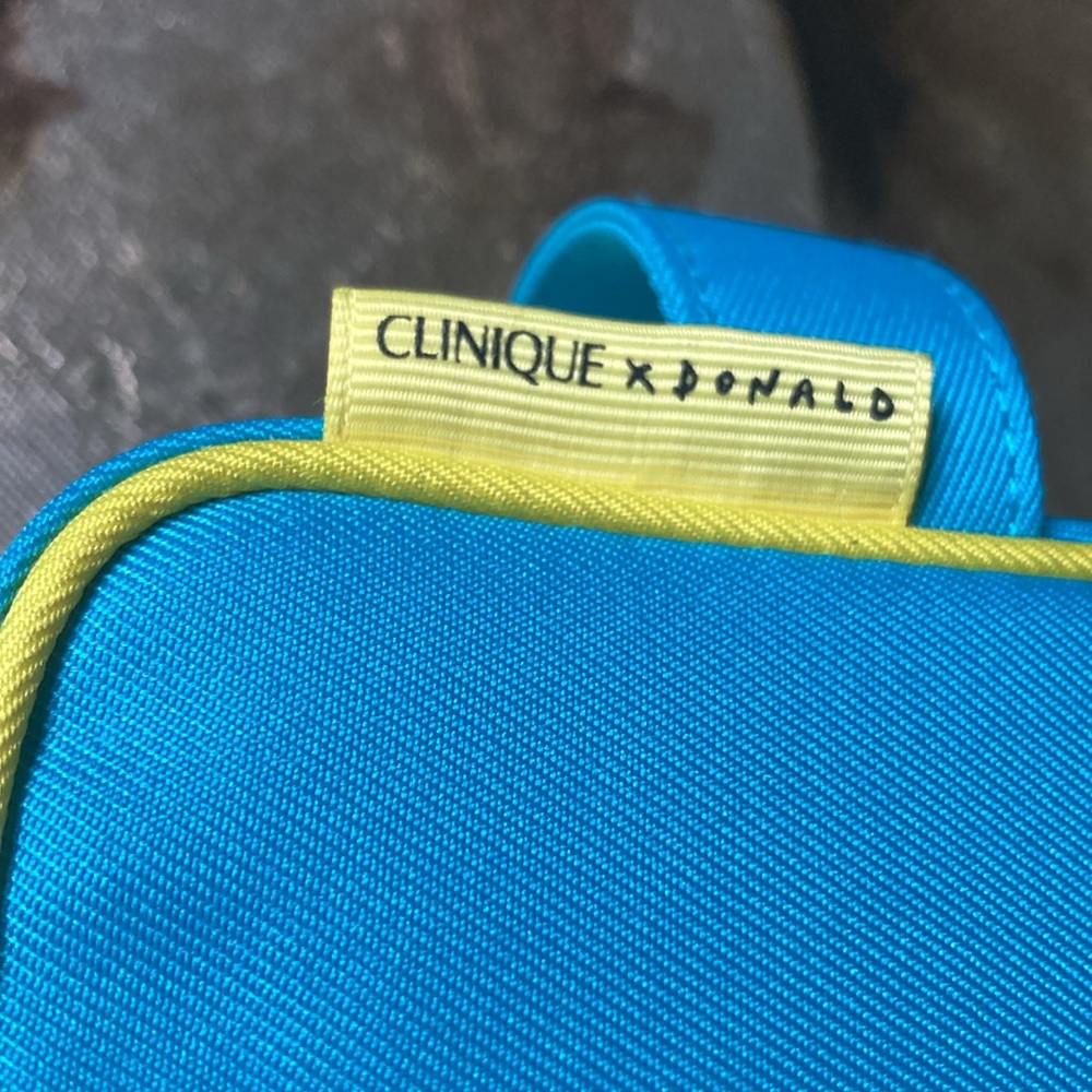 Clinique Blue and Yellow & Cosmetic Bag